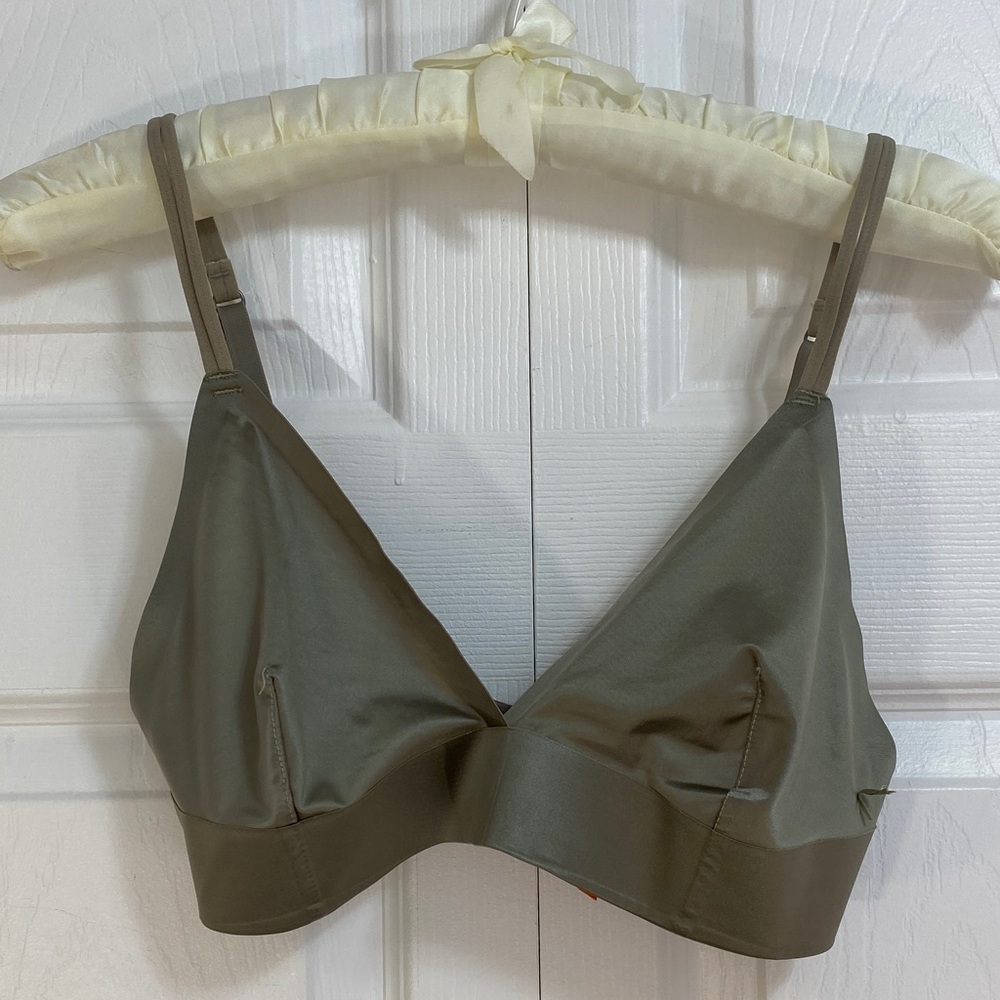 4 for $25 - NWOT Joe Fresh Satin Khaki Women's Triangle Bralette, Nylon, M